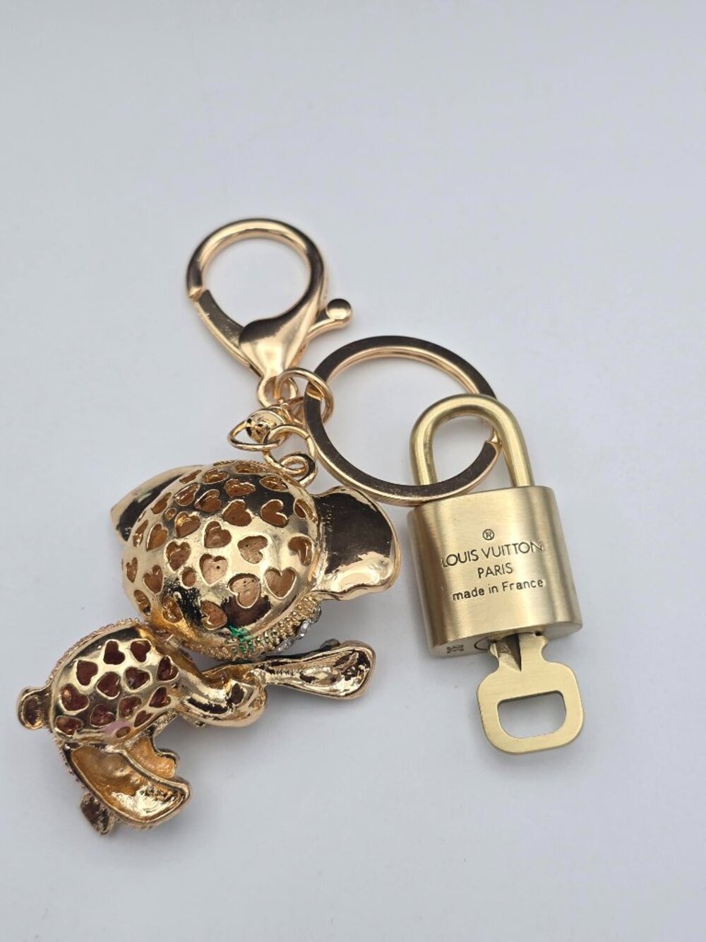 Authentic Louis Vuitton Gold Lock 🔒 Unbranded Elephant Keychain Bag Charm LV - Picture 5 of 9